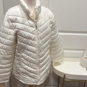 Faded Glory Women's White Puffer Jacket
